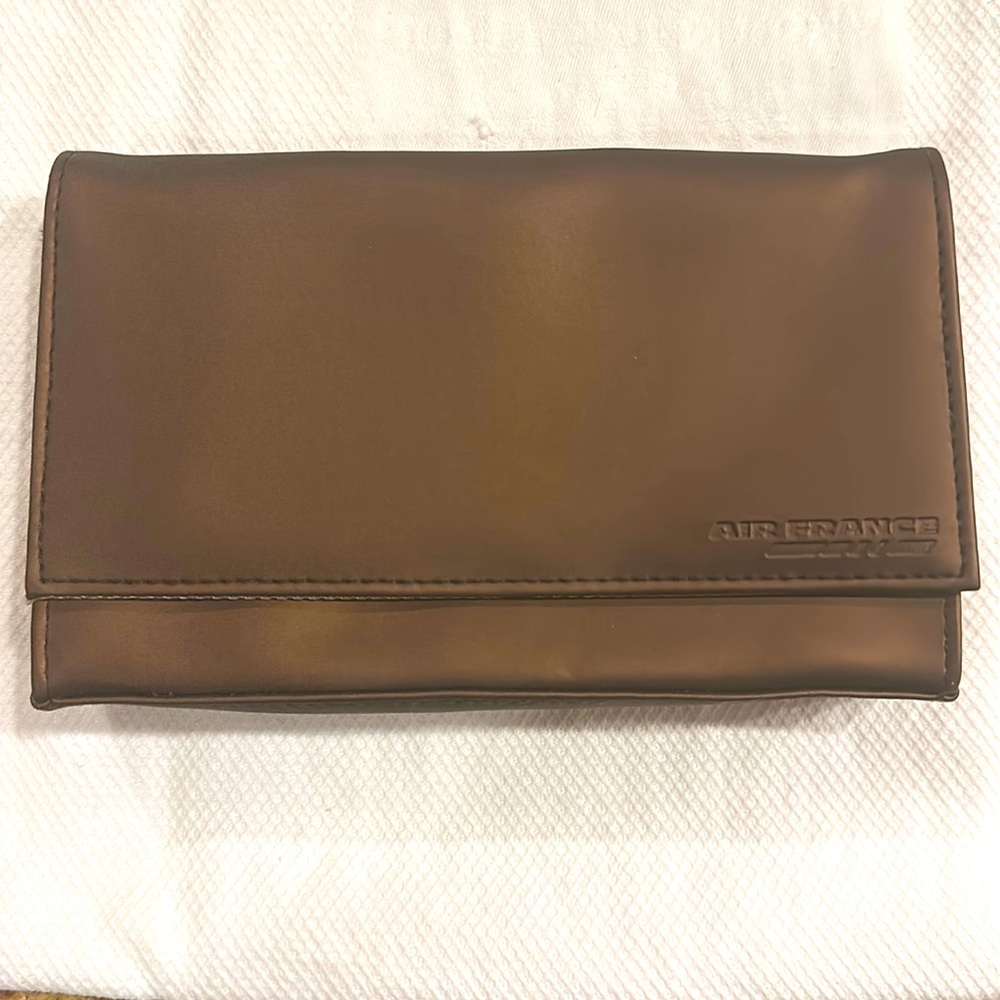 AIR FRANCE BROWN TRAVEL POUCH THAT DOUBLES AS A CLUTCH PURSE WITH SNAP CLOSURE